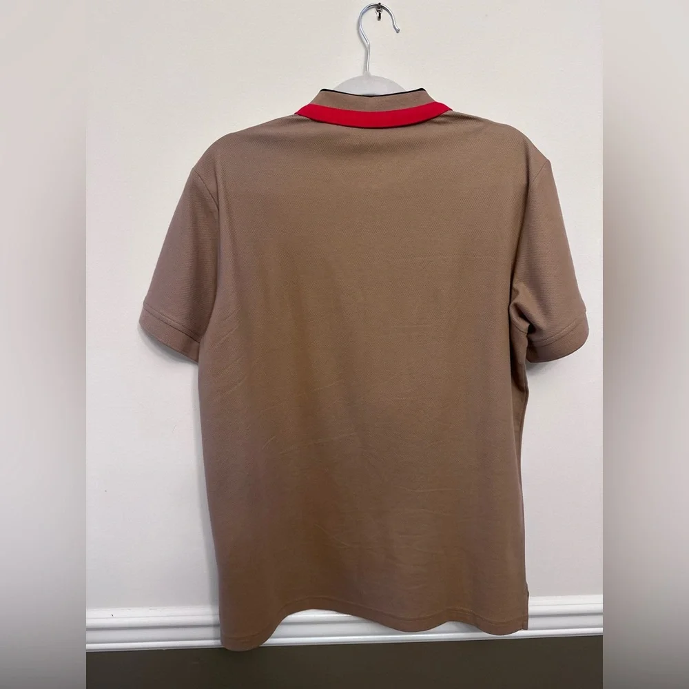 Authentic.Burberry Polo Shirt, for Men Tan and Brown Classic Elegance pre owned - Picture 9 of 10